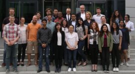 Gruppenbild der Teilnehmerinnen und Teilnehmer des GIZ-Seminars 2017